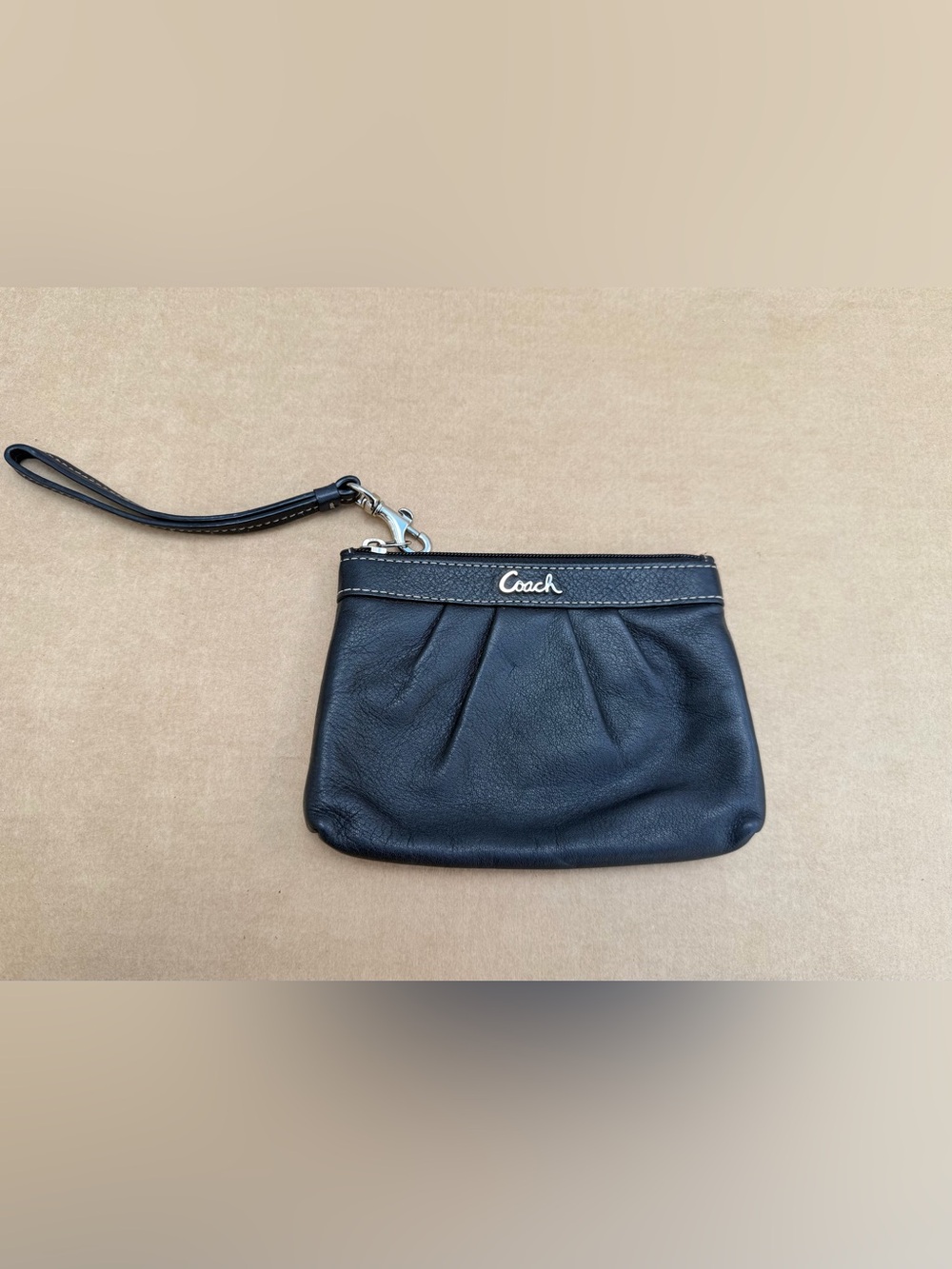 Vintage Y2K Coach Black Leather Pleated Wristlet Clutch Detachable Strap